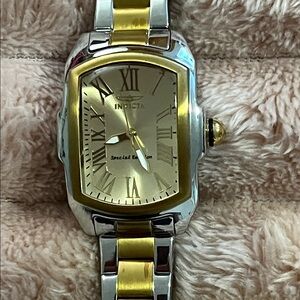 Invicta Tritnite LUPA night glow special edition watch. VGC. New battery.